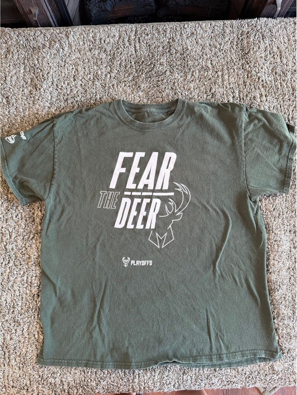 Milwaukee Bucks Fear The Deer Playoffs T-Shirt Green Size Large